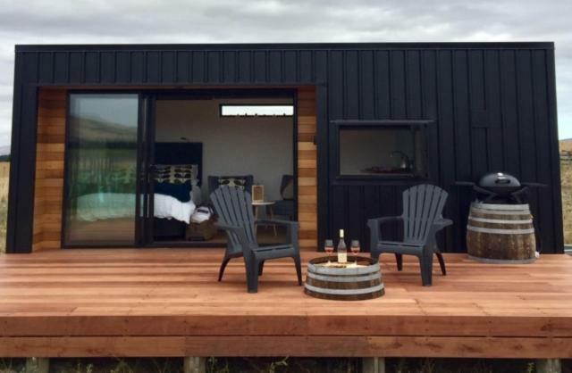 Romantic Vineyard Getaway Waipara Exterior photo
